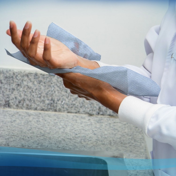 6668 Kimberly Clark Полотенца бумажные в рулоне Kimberly Clark Scott Xtra 6668 1-слойные 6 рулонов по 304 метра  - Вид №1