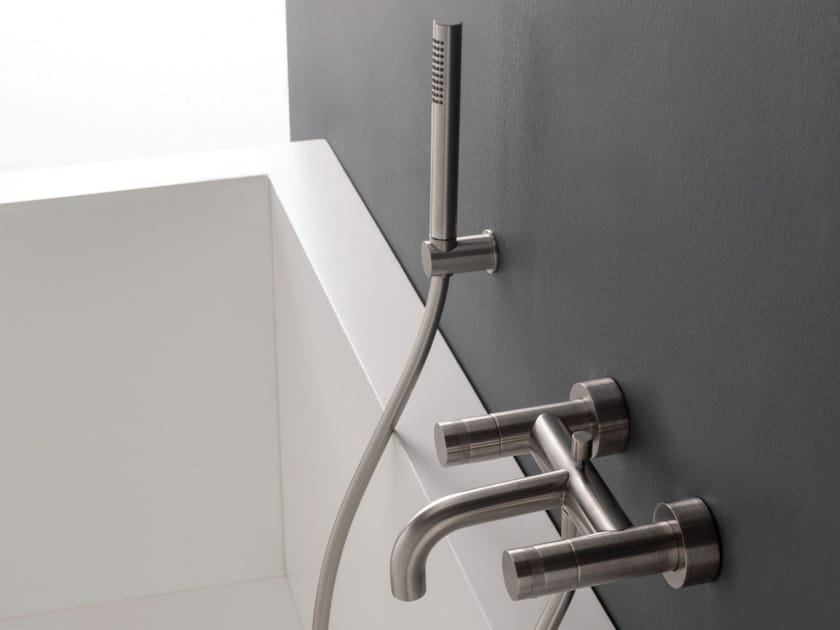 Настенный смеситель для ванны с ручным душем Rubinetterie Treemme X-Change ARCH-00118169