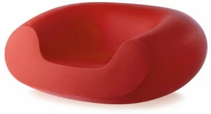 SLIDE Кресло полиэтиленовое с подлокотниками Chubby