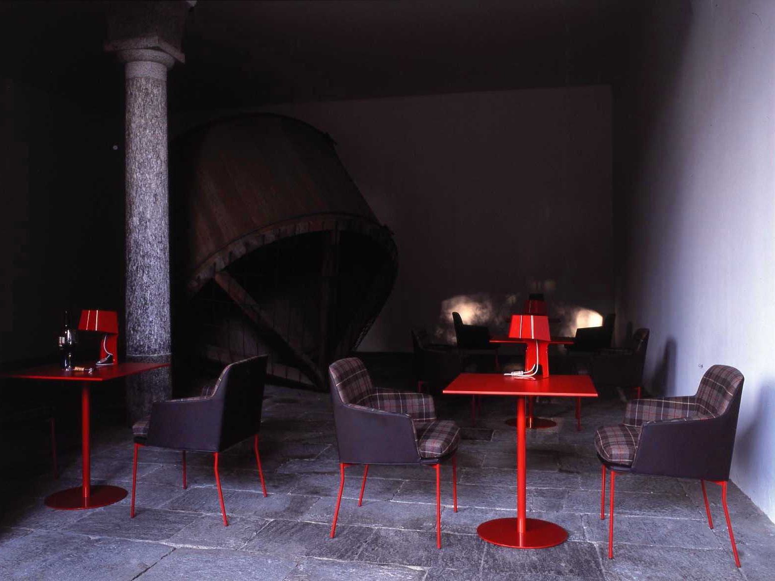 Кожаный стул с подлокотниками Tacchini Монтевидео ARCH-00110162 - Вид №1