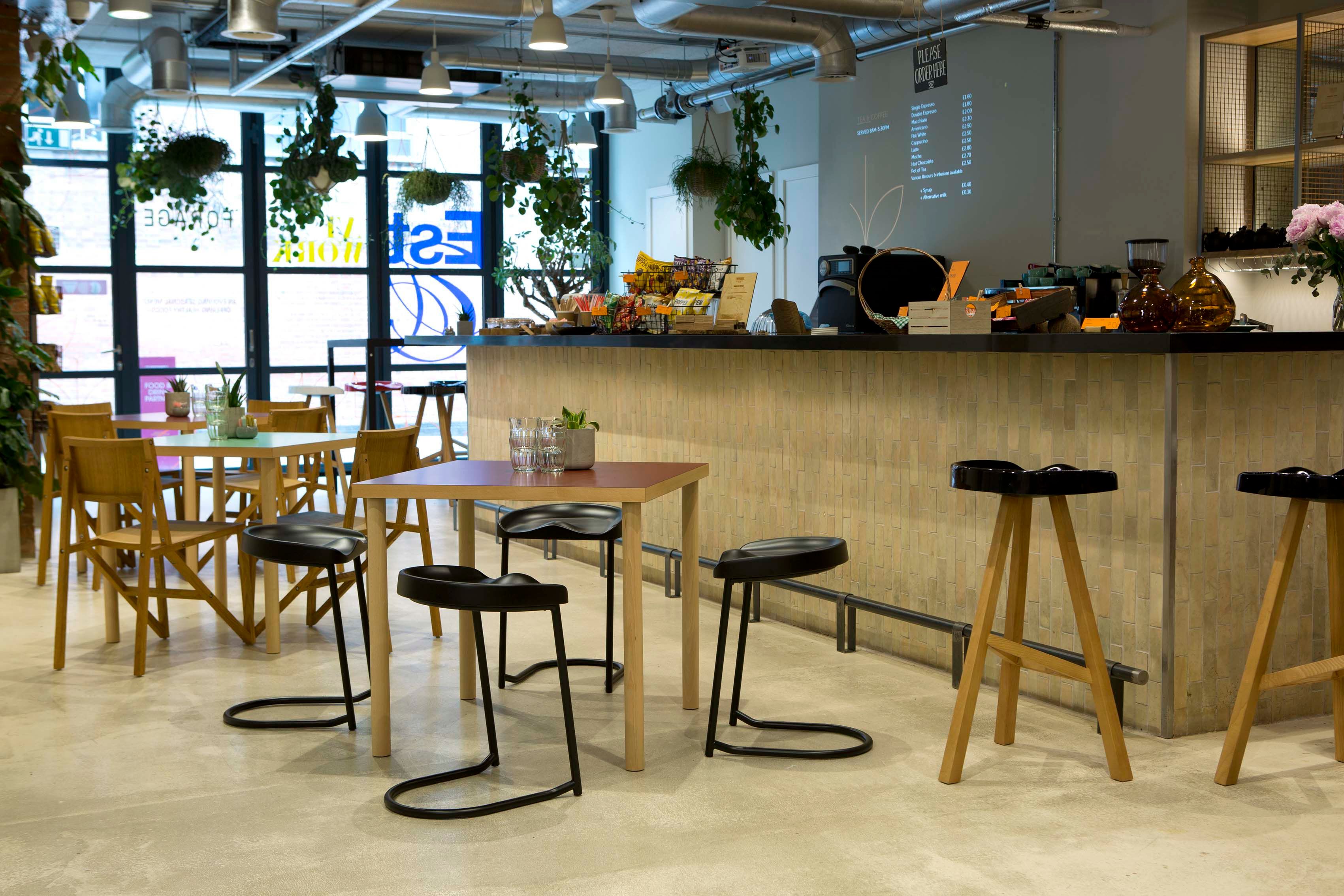 Стальной штабелируемый высокий стул Established&Sons Heidi ARCH-00008251 - Вид №1