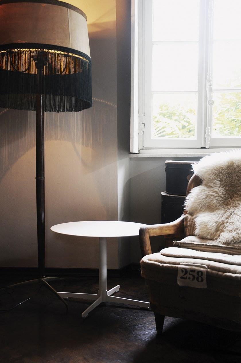 Alias Круглый лакированный журнальный столик с основанием 4 звезды Cross table sun-id-1398152 - Вид №1