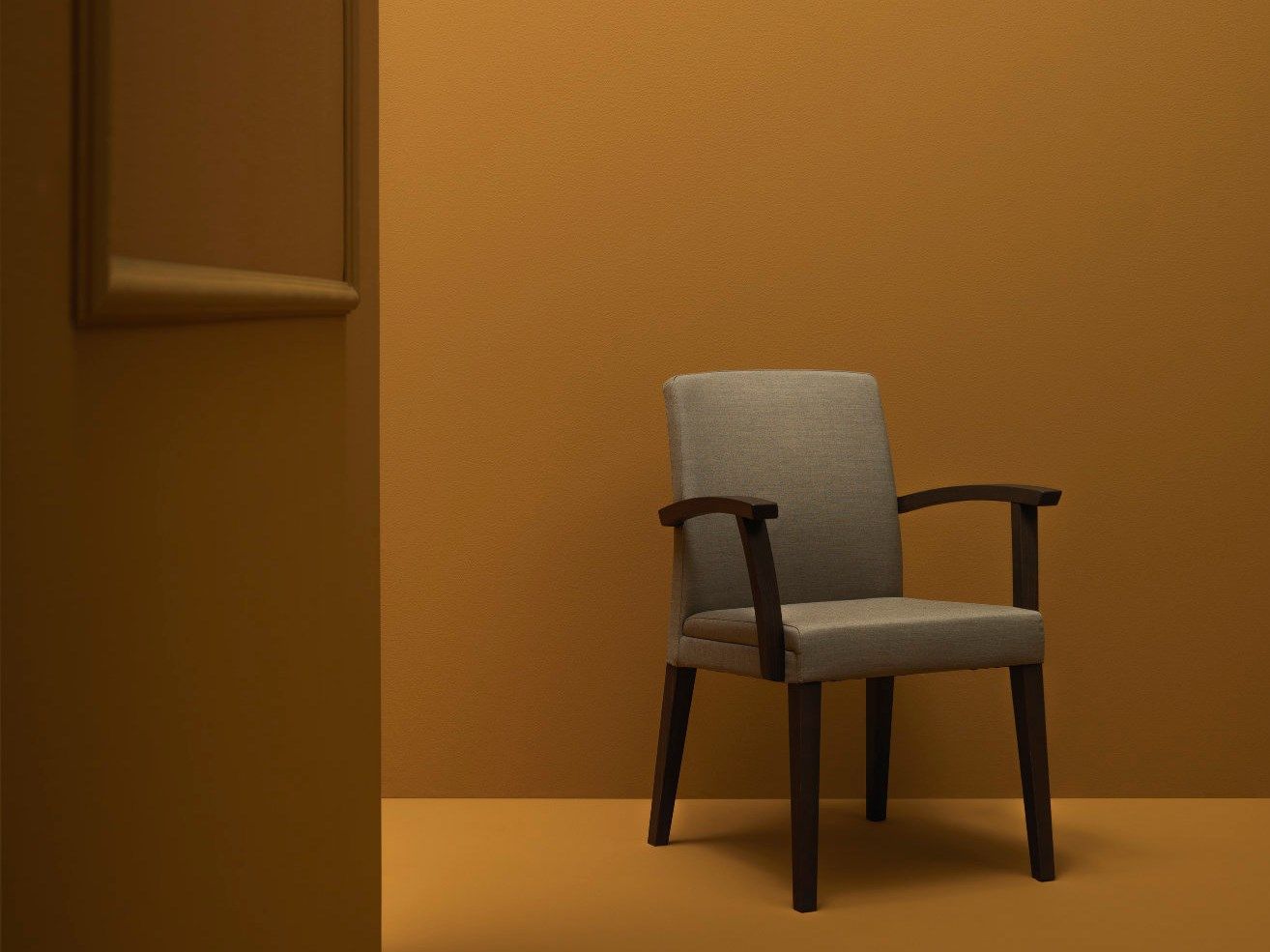 Тканевый стул с подлокотниками PIAVAL FANDANGO-Contract ARCH-00099134 - Вид №1