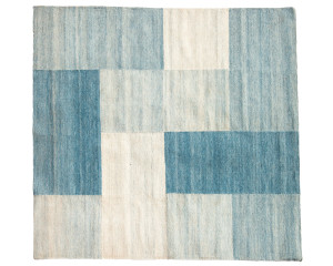 Напольный квадратный ковер