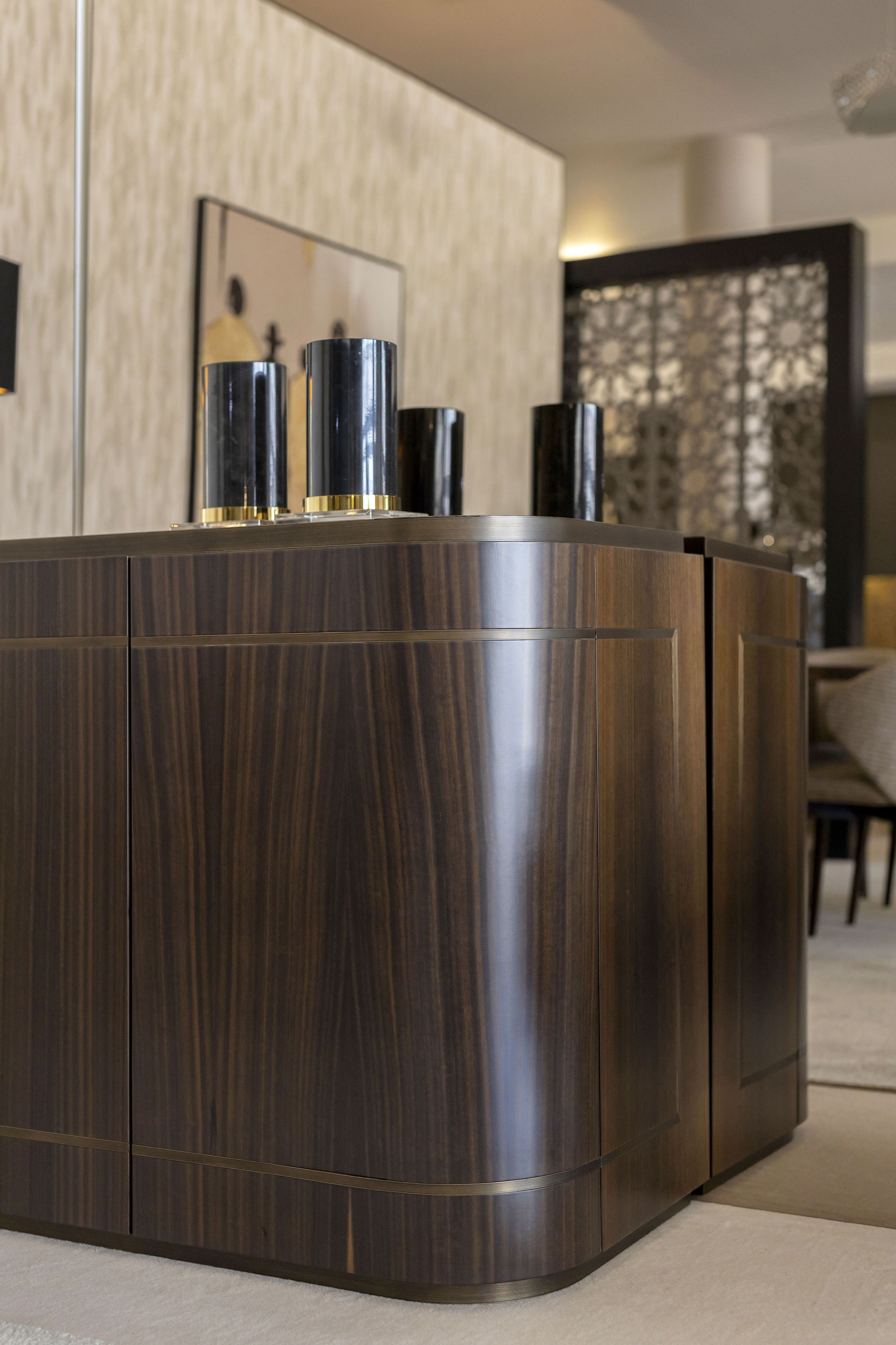 Деревянный шкаф с распашными дверями Stylish Club Elea ARCH-00052991 - Вид №3