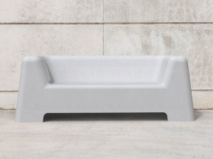 Наружное сиденье из армированного волокном бетона