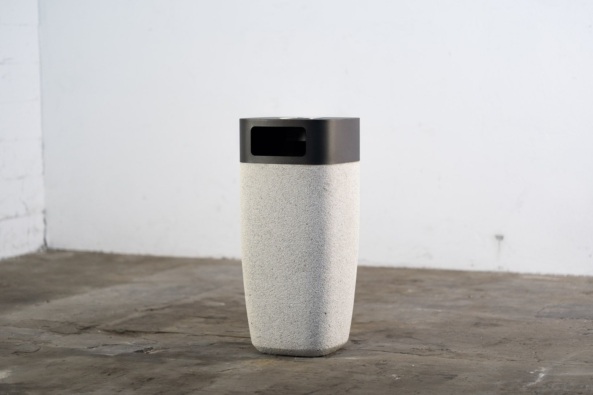 Наружные бетонные стойки для мусора Kremen ARCH-00113392 - Вид №1