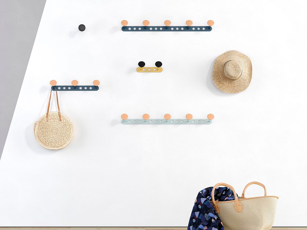 Стальная и деревянная настенная вешалка Manade Oléa ARCH-00105875