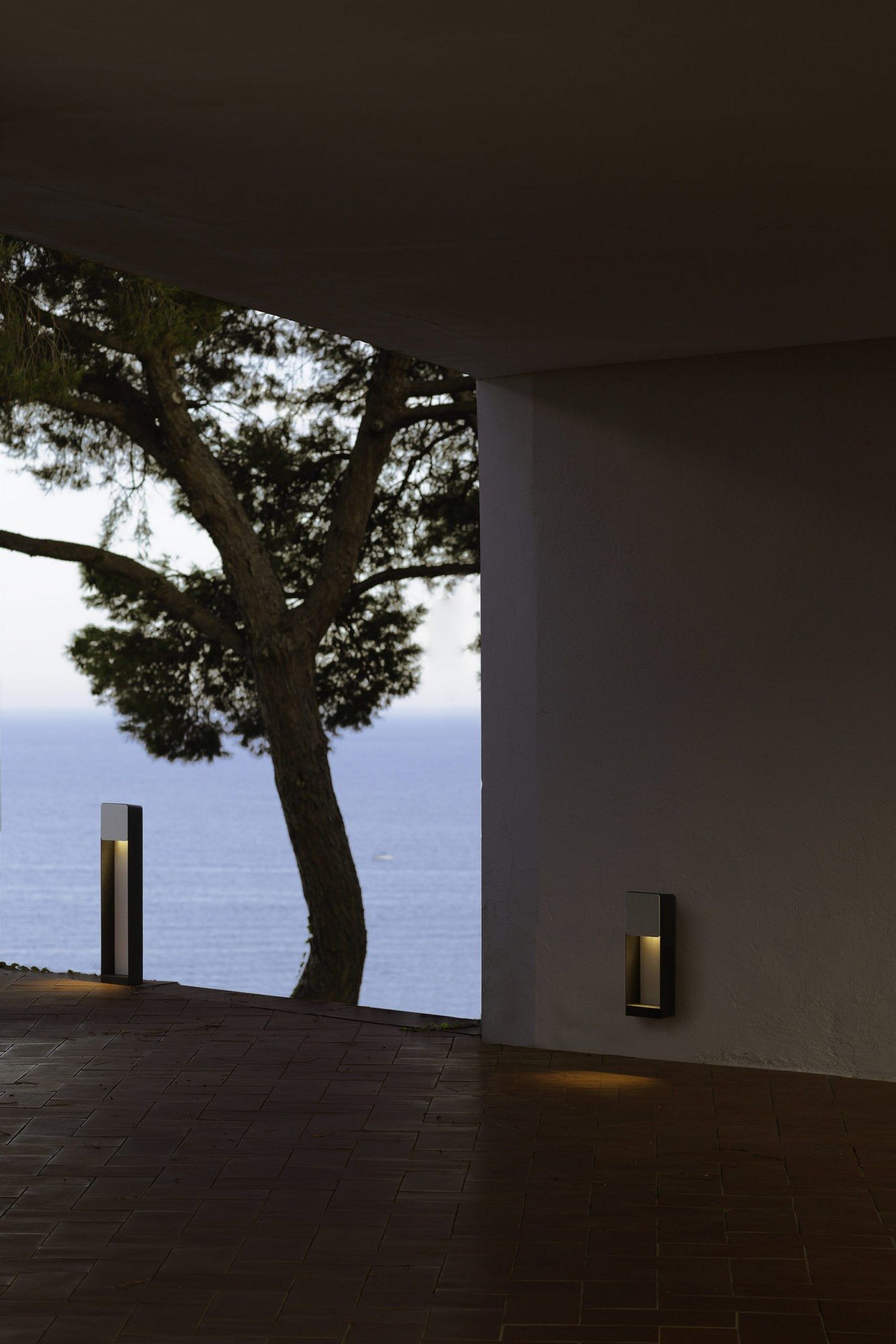 Открытый алюминиевый и деревянный маркер Marset Лаборатория ARCH-00086653 - Вид №1