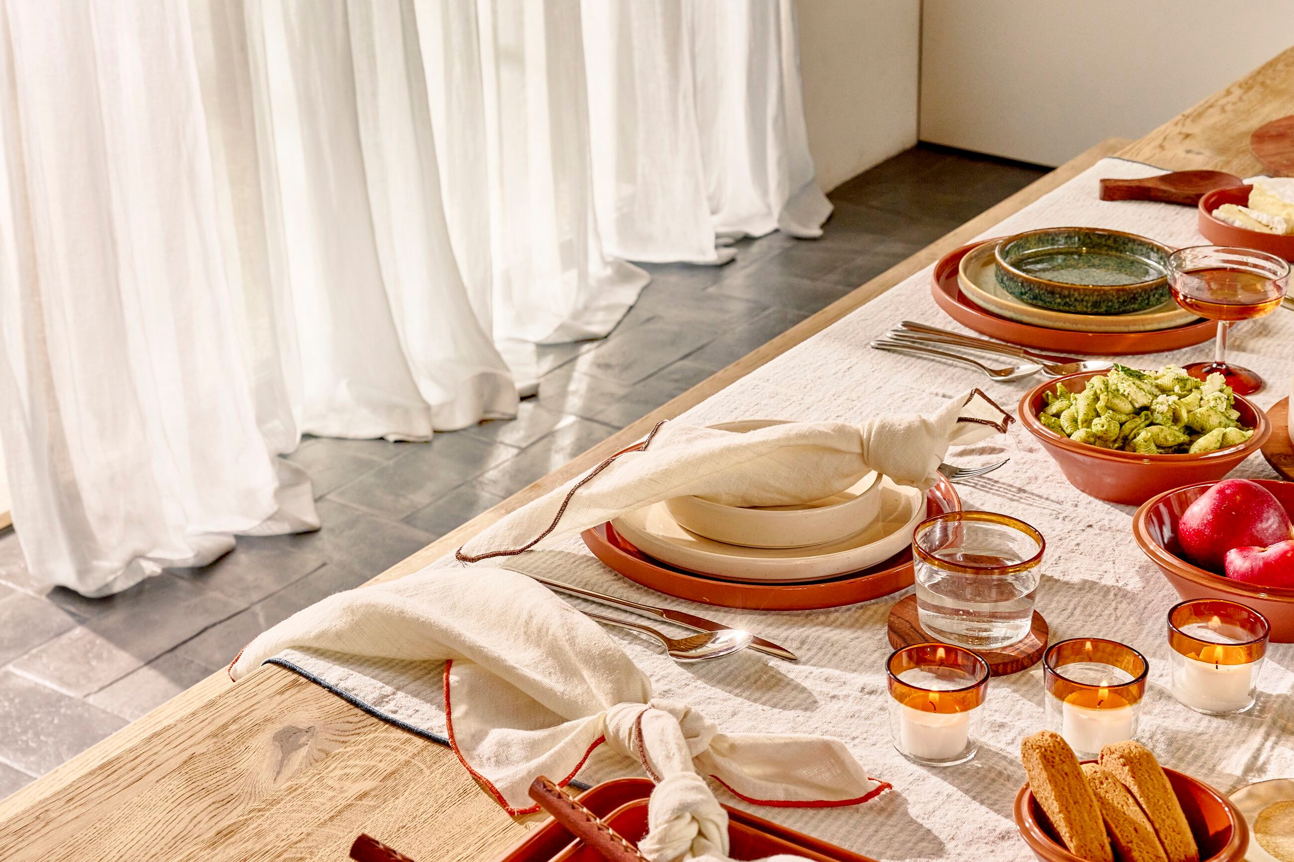 Фарфоровая плоская круглая тарелка POMAX Rasa ARCH-00004615 - Вид №1