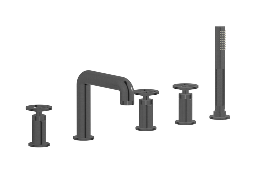 Смеситель на бортик ванной на 5 отверстий с дивертером и душевым гарнитуром. WE ARE IB b1396cs Brushed Black Chrome Bold