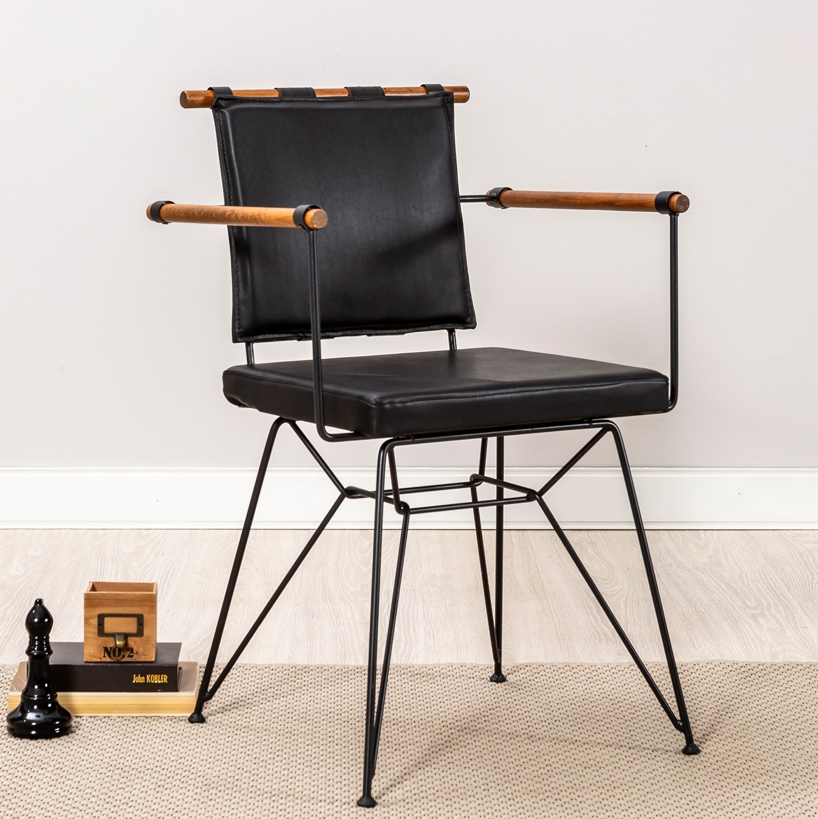 Стул с подлокотниками металлический черный Exclusive CILEK  00-3832545 Черный Santreyd  - Вид №1