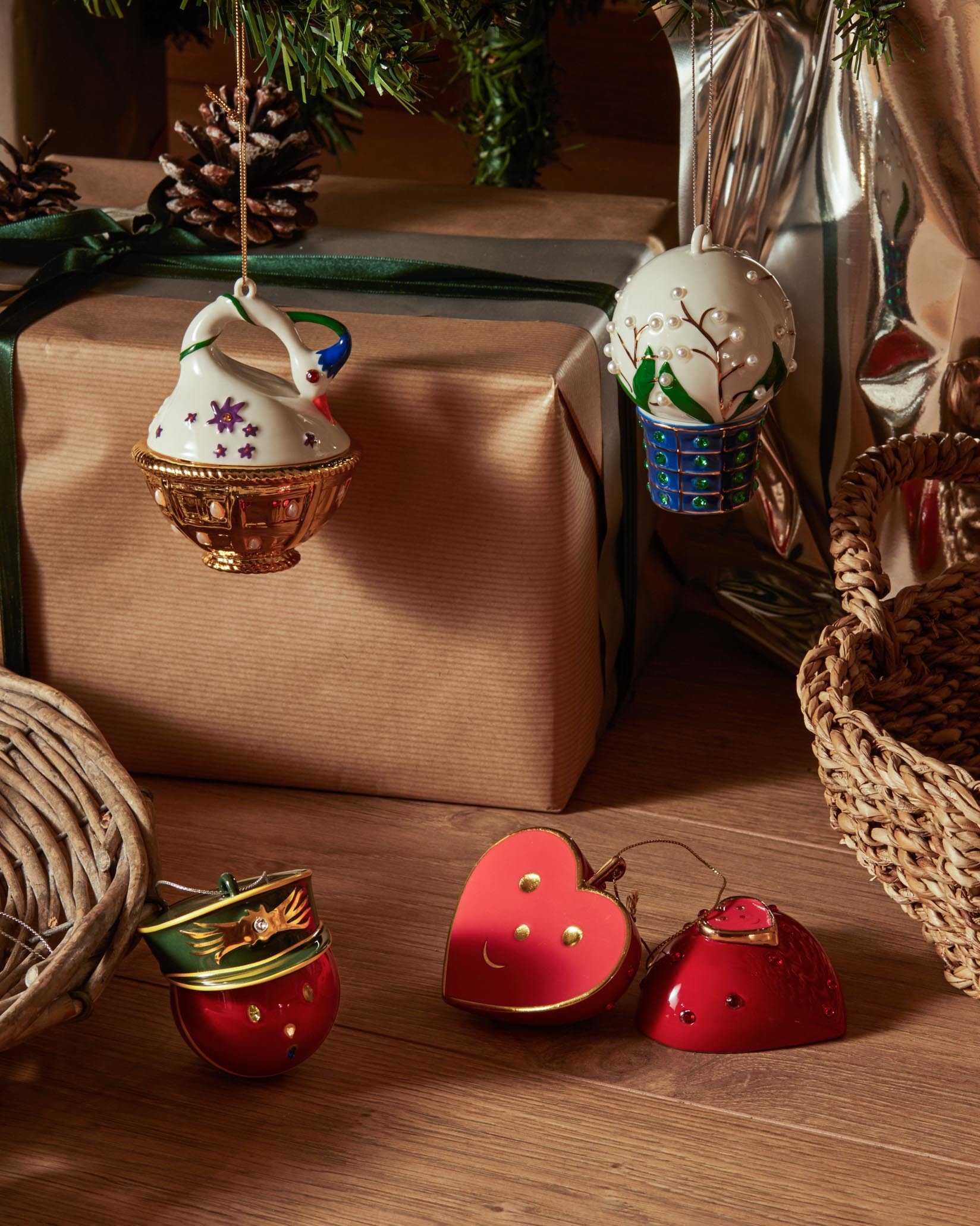 Алесси Ландыши и изумруды Alessi MJ16 3 - Вид №1