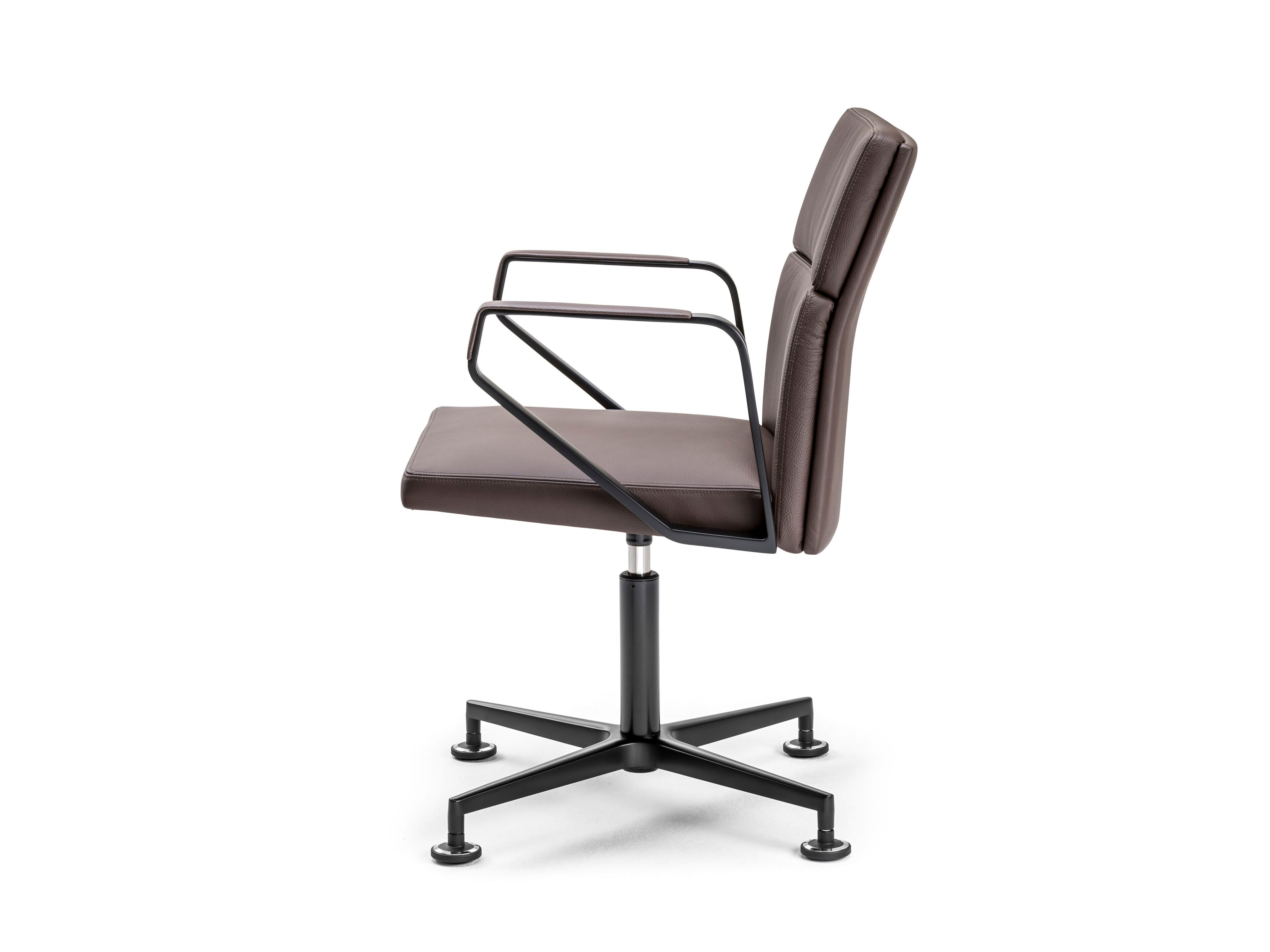 4-спицевое кожаное офисное кресло Spiegels .pilot ARCH-00039696 - Вид №1