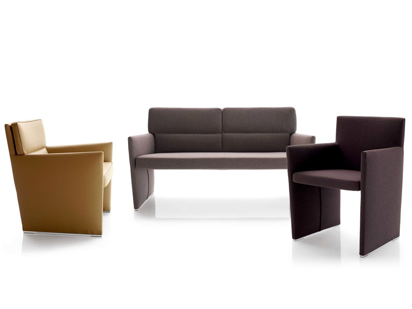 Тканевое кресло с подлокотниками B&B Italia Project поза ARCH-00110647 - Вид №2