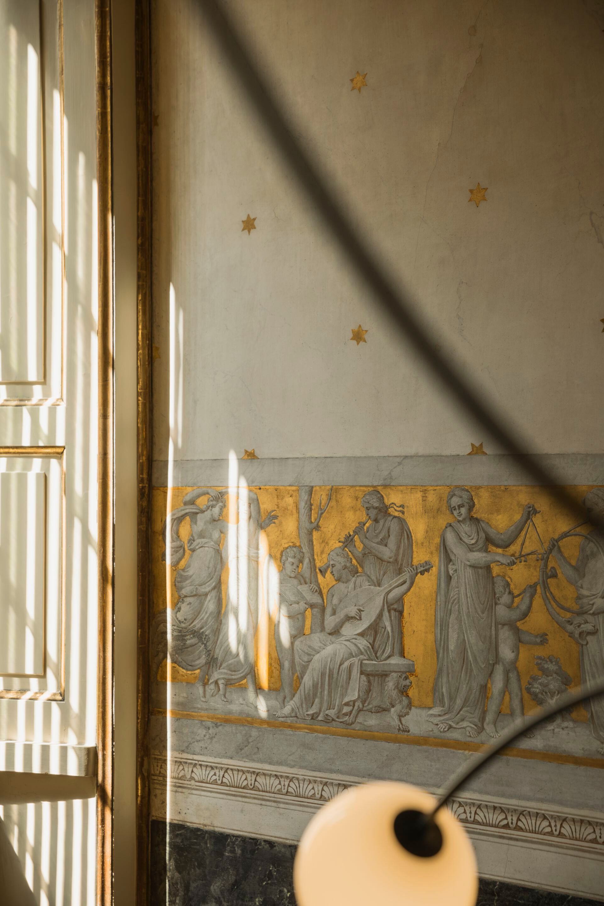 Металлический светодиодный торшер Michael Anastassiades Mobile Chandeliers ARCH-00024937 - Вид №3