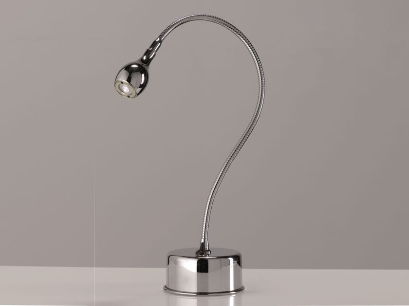 Металлическая светодиодная настольная лампа Cremasco Illuminazione световые работы ARCH-00108125