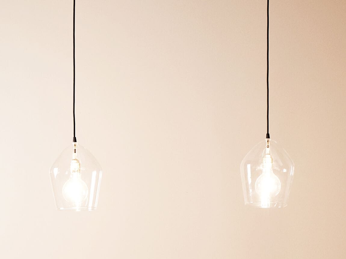 Стеклянный светодиодный подвесной светильник Renzo Serafini AMPOLLA E27 ARCH-00110843