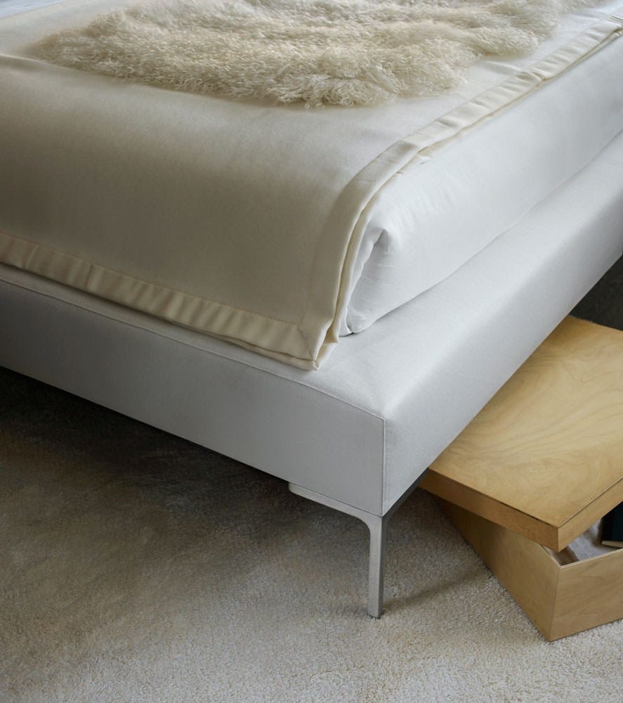 Двуспальная кровать из ткани с мягким изголовьем B&B Italia ARCH-00106518 - Вид №8