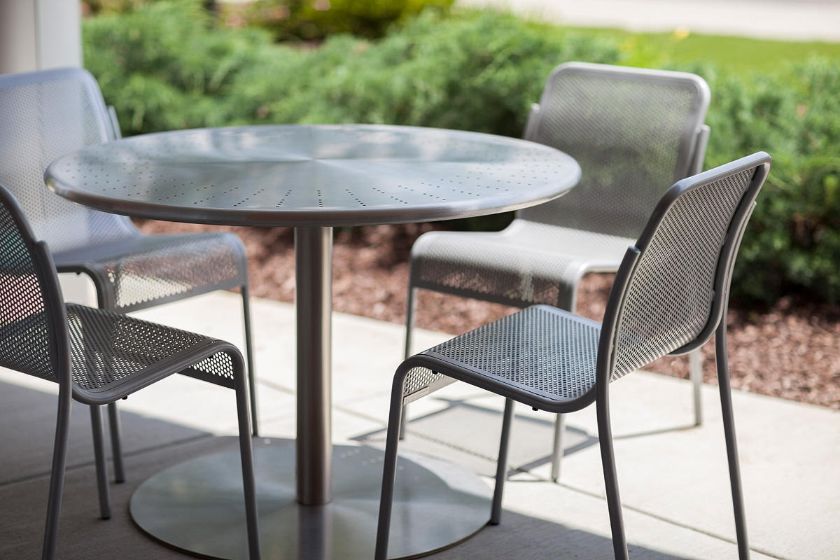 FSRT146 Столбец таблицы  Forms-surfaces 