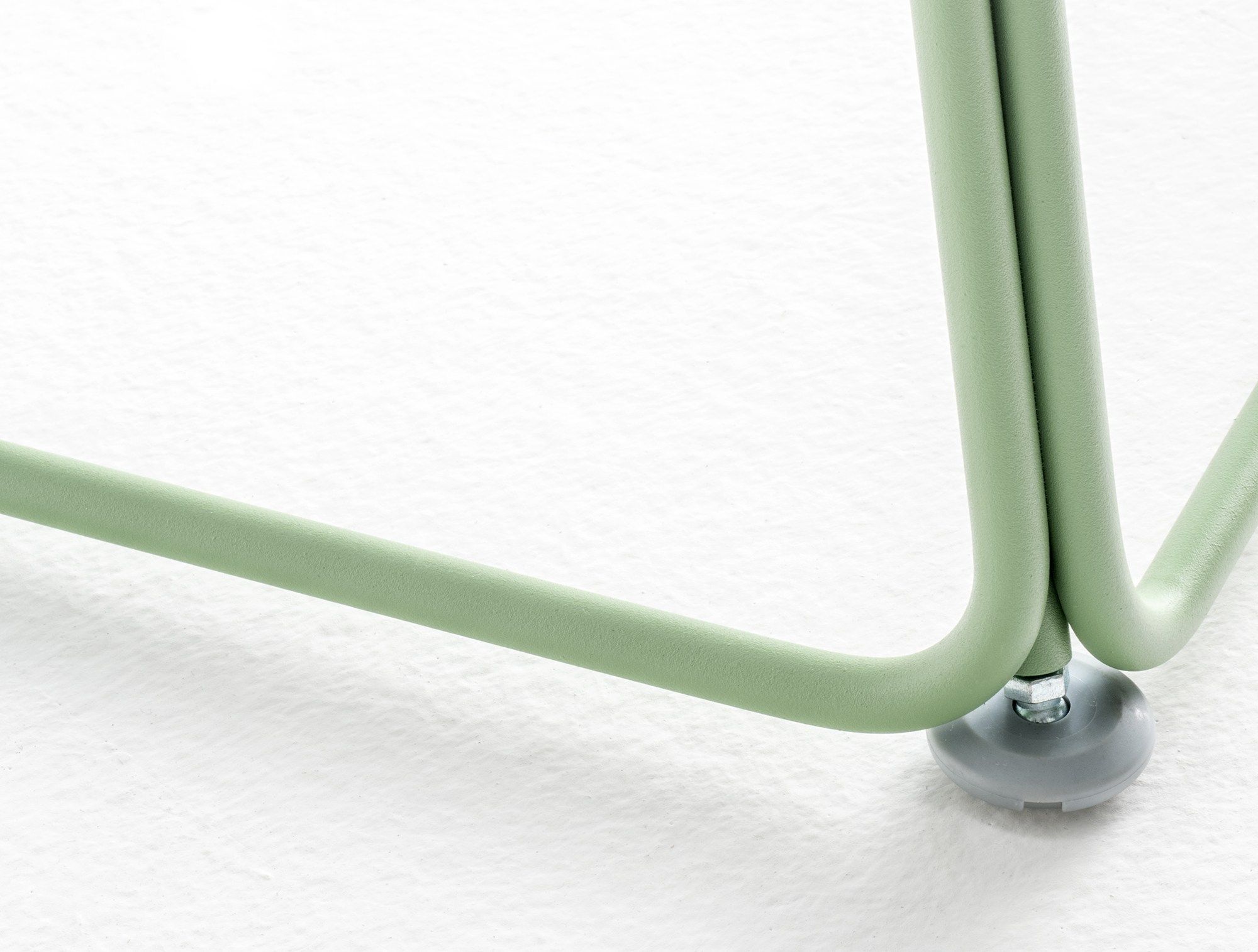 Стальной квадратный стол для контракта Pedrali Lunar ARCH-00014839