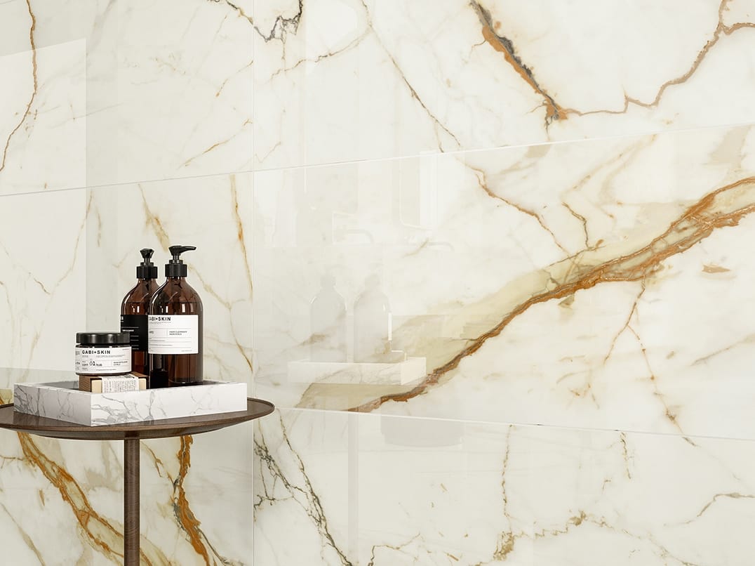 Белое керамическое покрытие с эффектом мрамора Atlas Concorde Marvel Shine ARCH-00008272