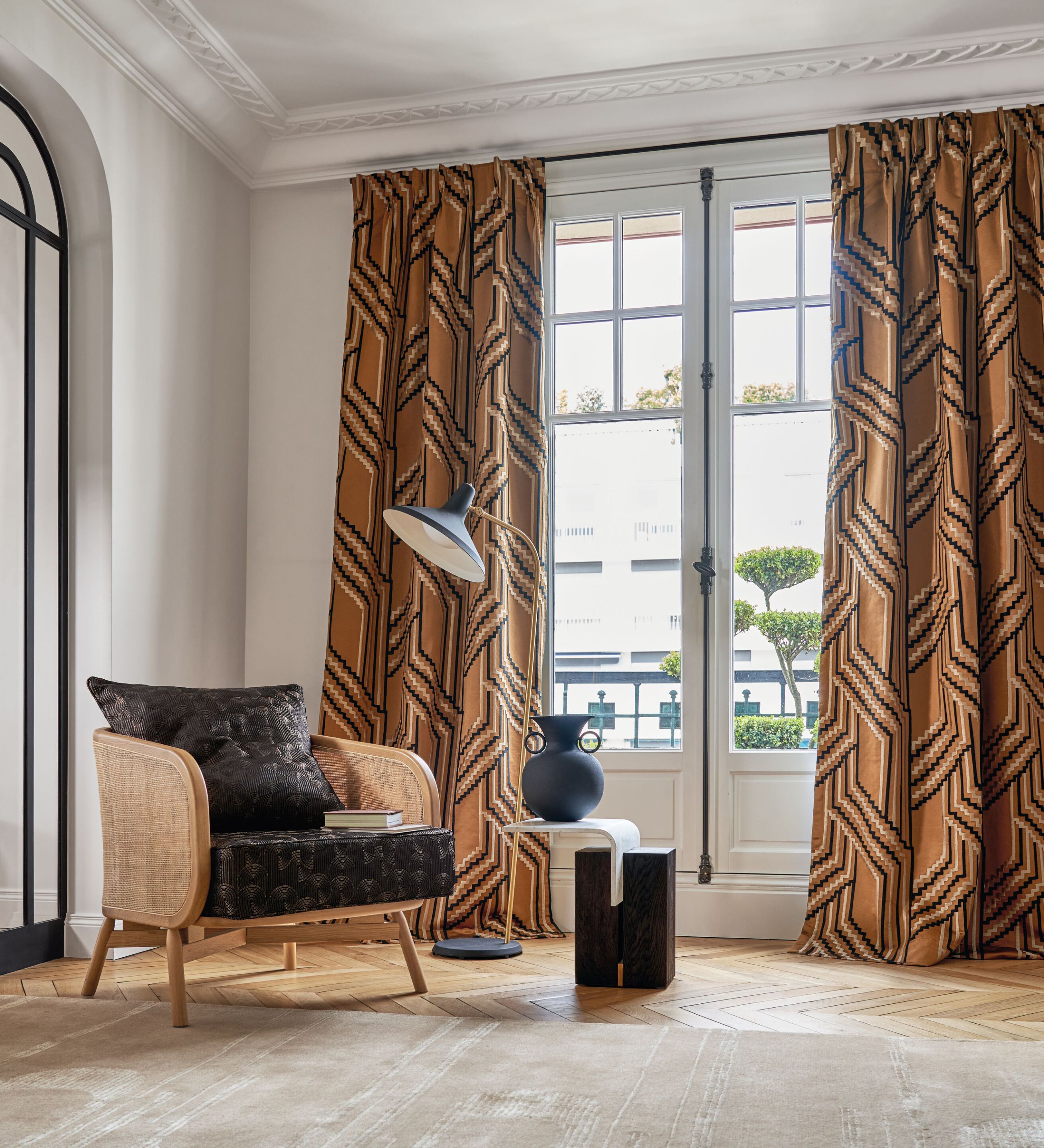 Жаккардовая ткань с графическим рисунком Casamance Porte des Lilas ARCH-00099912 - Вид №2