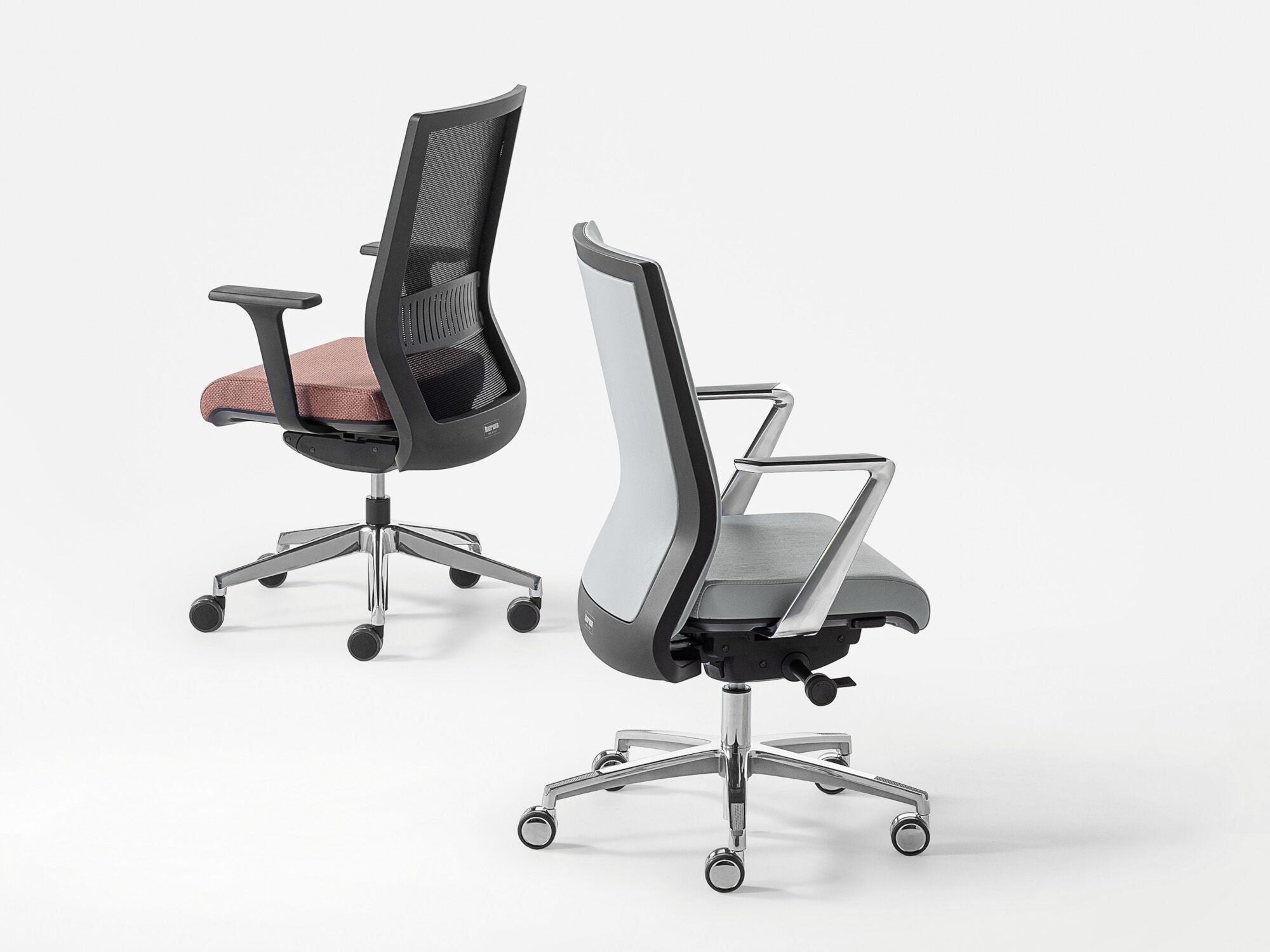 Офисное кресло руководителя с высокой спинкой Kastel ARCH-00118491 - Вид №2