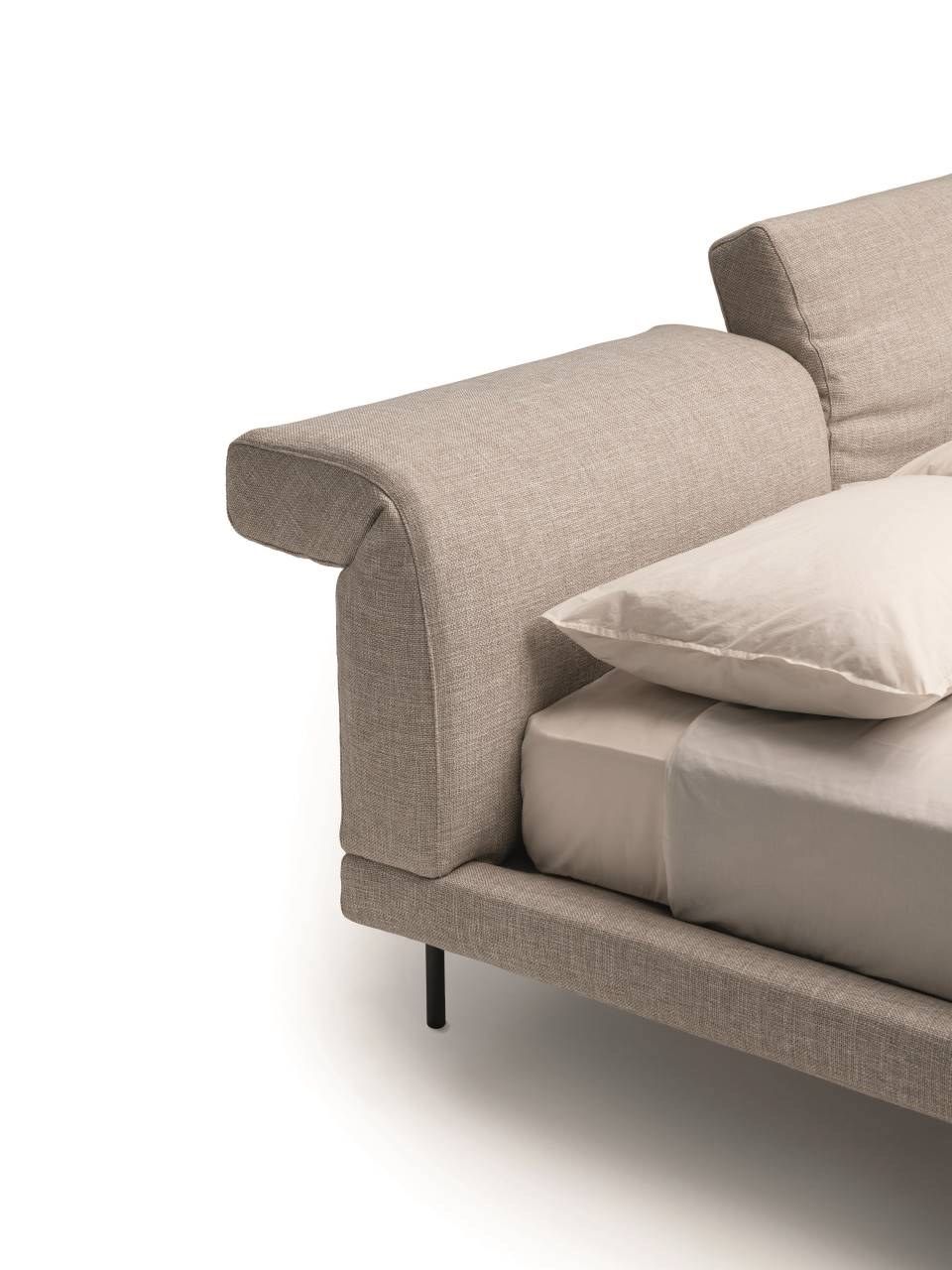 Двуспальная кровать из ткани с регулируемым изголовьем Living Divani Сумо ARCH-00141484 - Вид №1