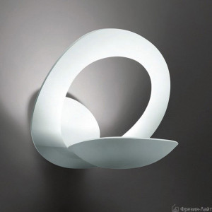 настенный светильник Artemide Pirce parete 1240010A