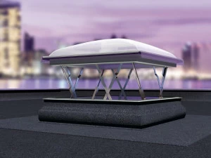 Fakro Мансардное окно из поликарбоната с электрическим открыванием