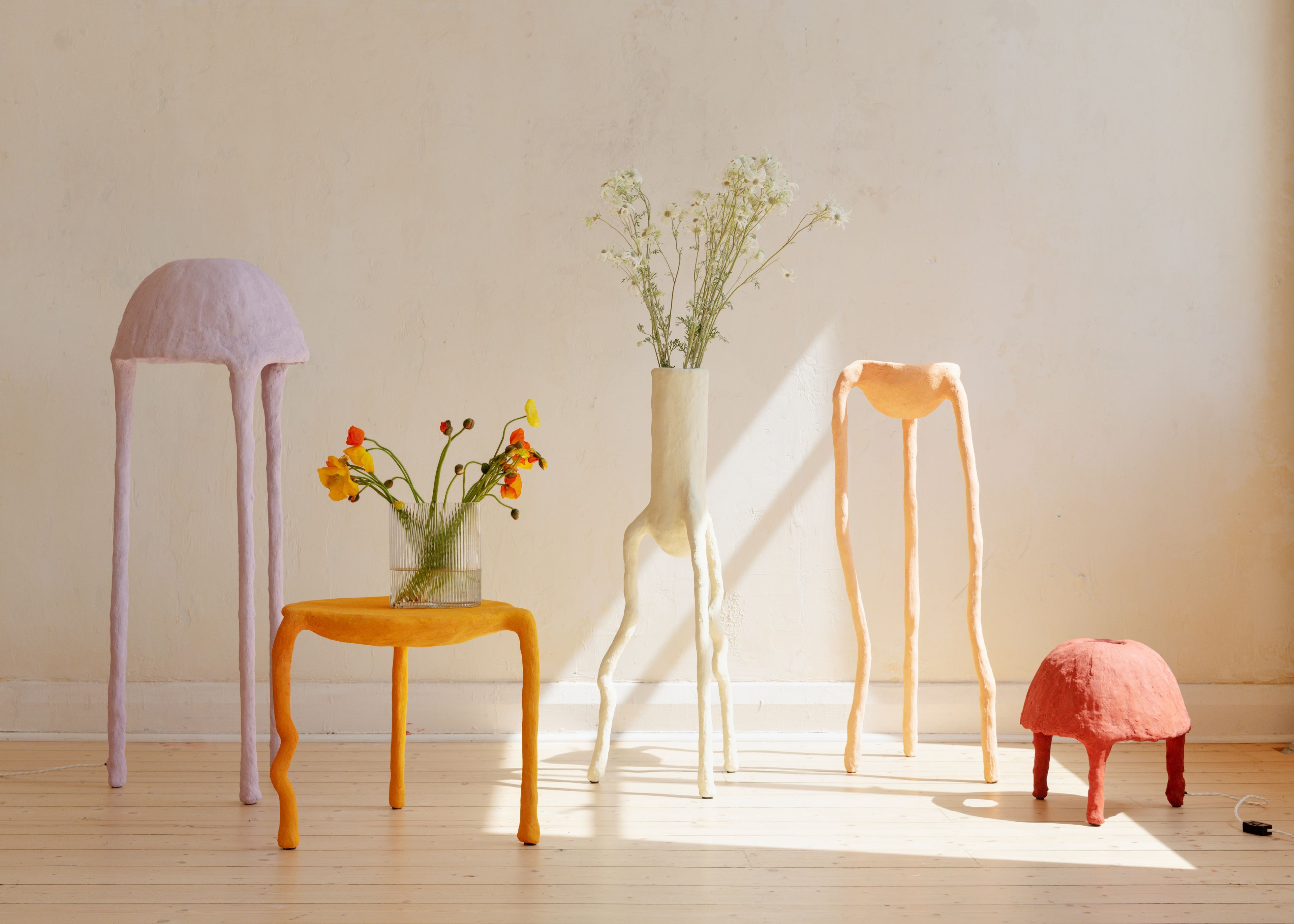 ВАЗа ручной работы из гипса и бумаги Movimento Gallery Джордан Флеминг ARCH-00135238 - Вид №2