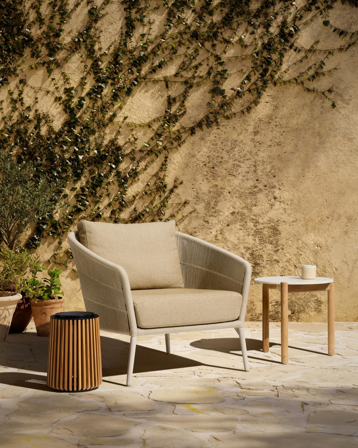 Круглый стол из тикового дерева и керамики Vincent sheppard Oda ARCH-00030564 - Вид №3