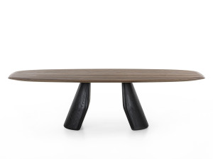 Овальный стол из массива дерева