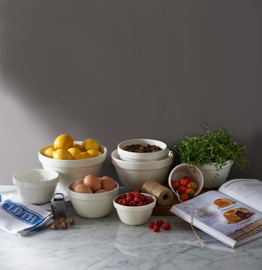 2005.001 Форма для пудинга original 22 см белая Mason Cash  - Вид №1