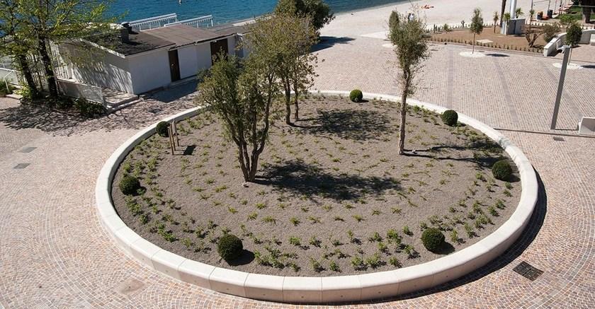 Bellitalia Бордюр для клумбы sun-id-1456564 - Вид №2