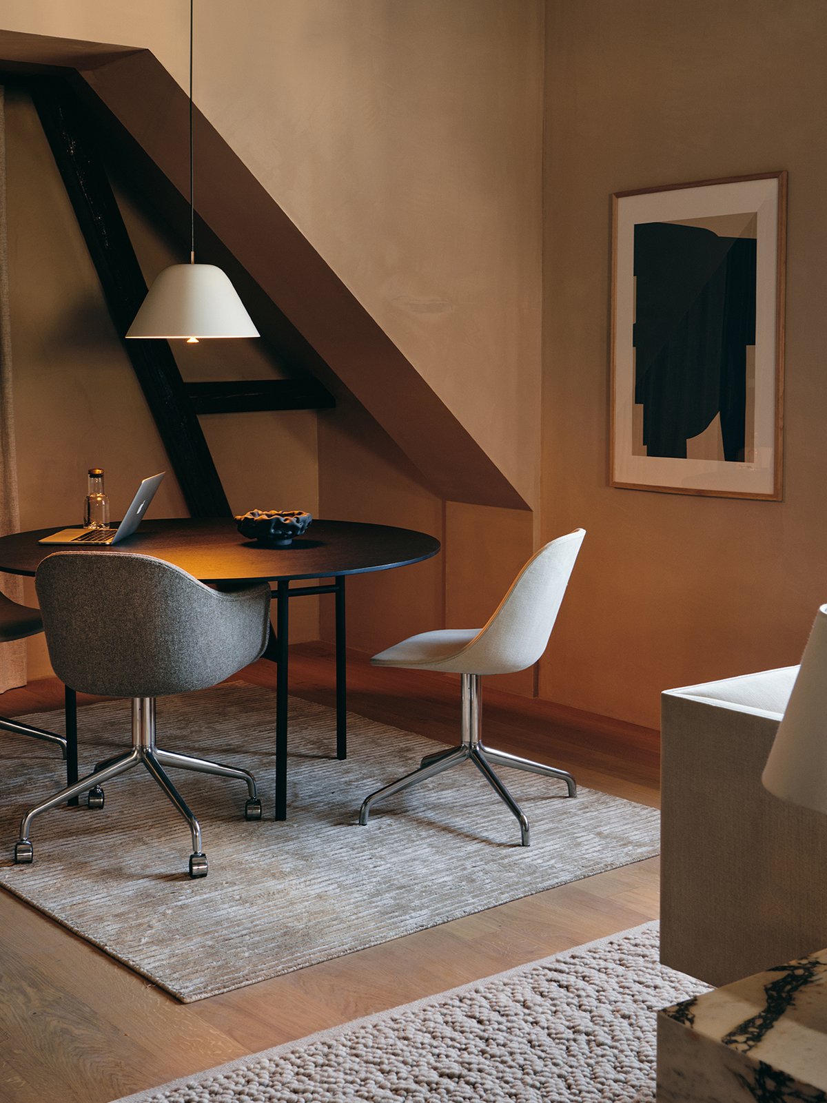 1152149 MENU Стол Snaregade, Круглый 138 см  - Вид №8