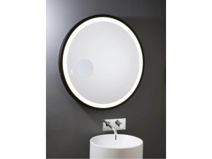 Зеркало в черной оправе