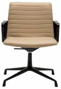 Andreu World Кресло вращающееся на 4 спицы с подлокотниками Flex executive So1844