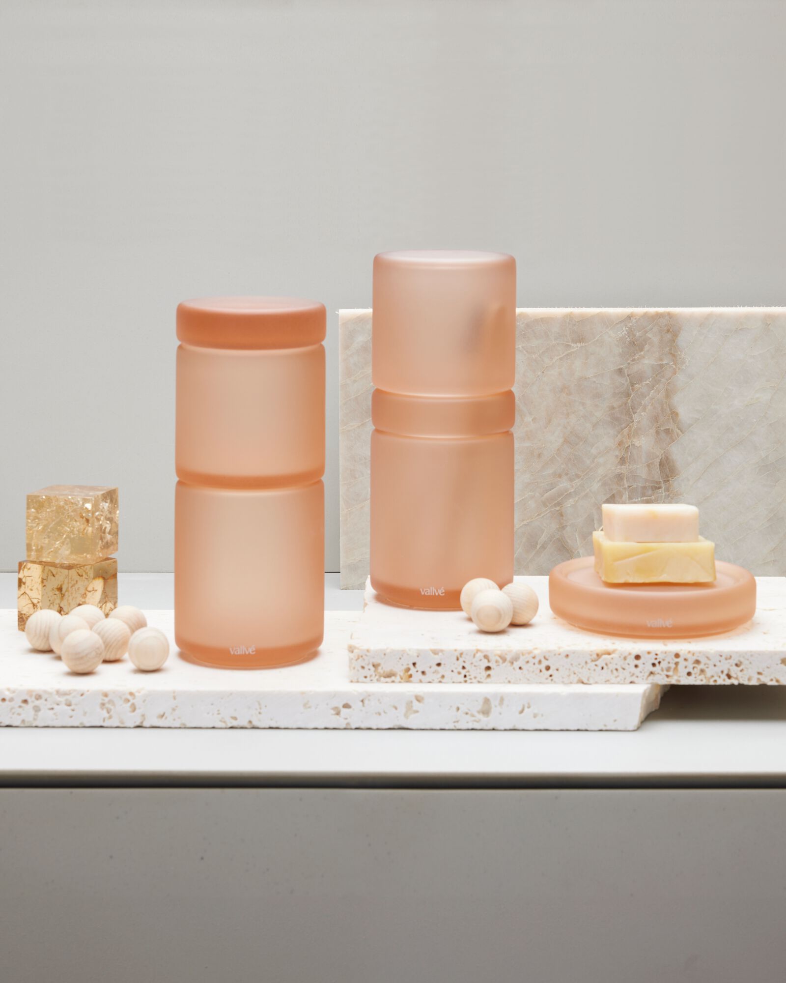 Держатель для хлопка из смолы с крышкой Vallvé LUNA ARCH-00007462 - Вид №5