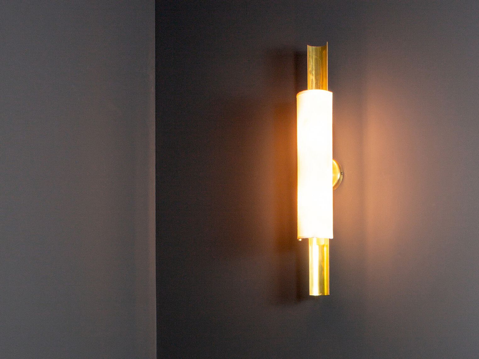 Латунный светодиодный настенный светильник Renzo Serafini TESSUTO SOVRAPPOSTO ARCH-00043092