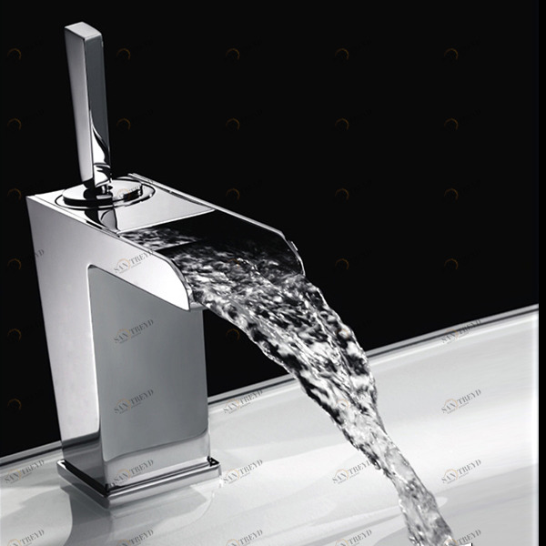 Однорычажный смеситель для раковины с клапаном клик-клак 57.004C MAIER FLOW 57004C