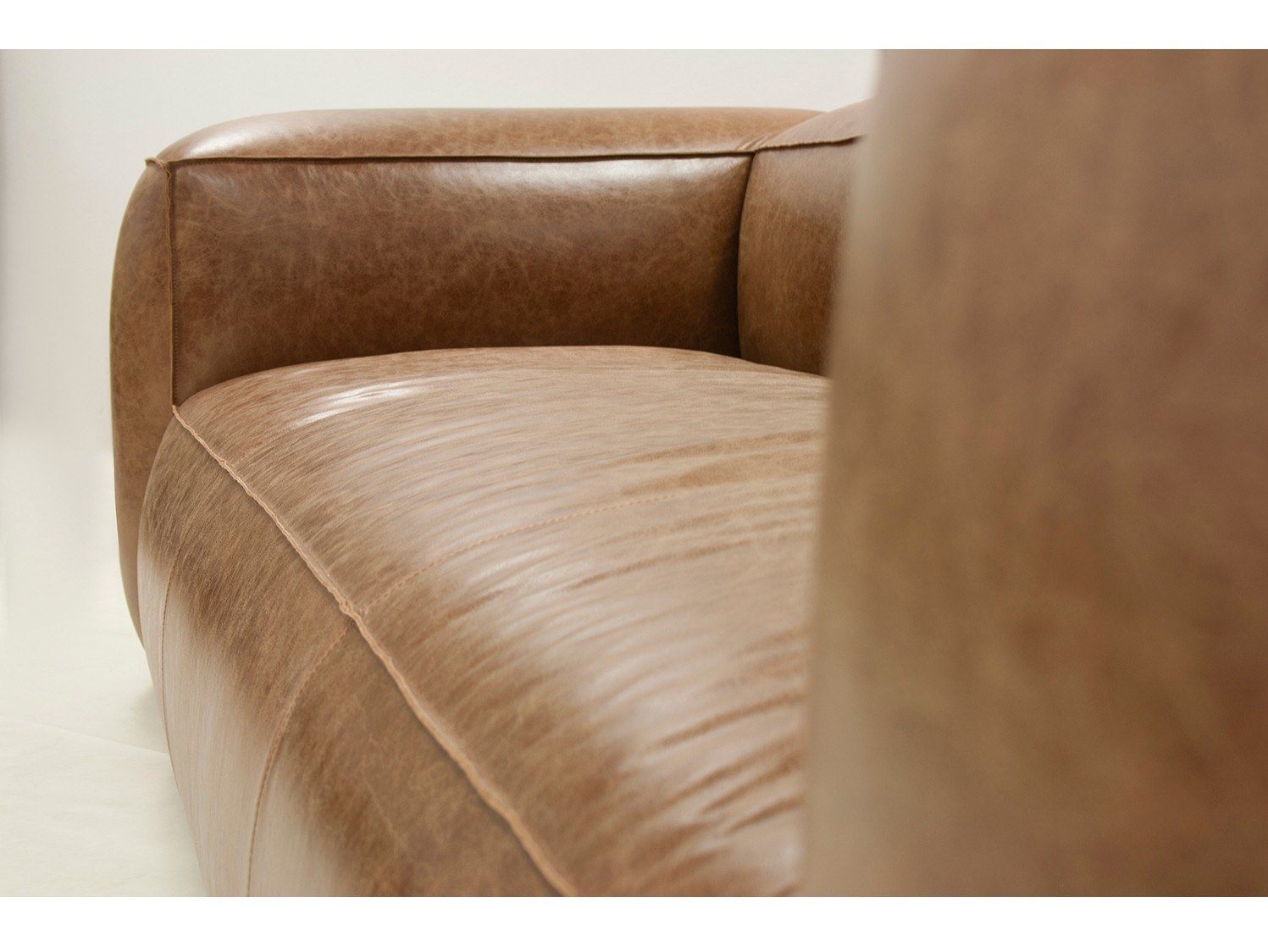 3-местный кожаный диван CREARTE COLLECTIONS Marlon Contemporain ARCH-00133564 - Вид №9