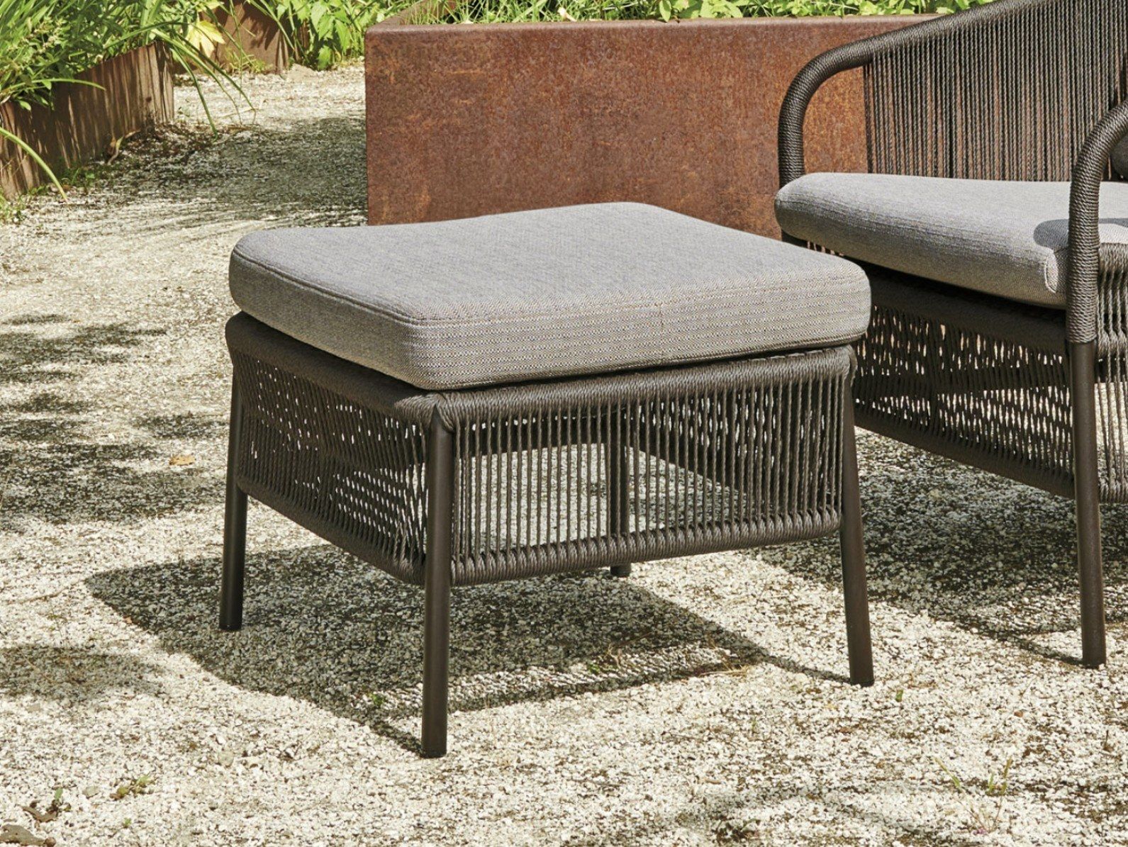 Прямоугольный садовый пуф из синтетического волокна Varaschin крикет ARCH-00124999