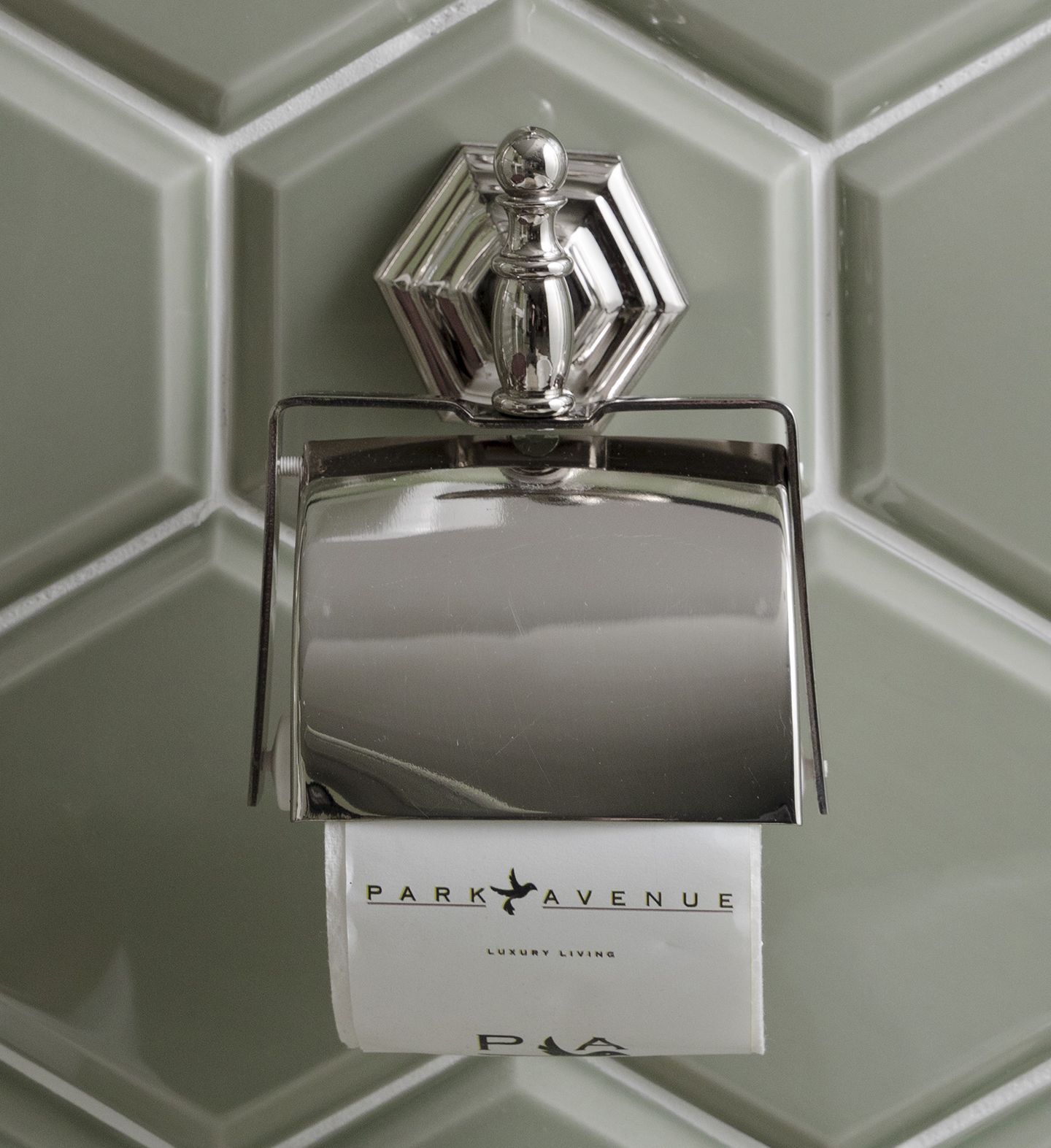 Металлический держатель рулона с крышкой Park Avenue Waldorf ARCH-00107362 - Вид №2