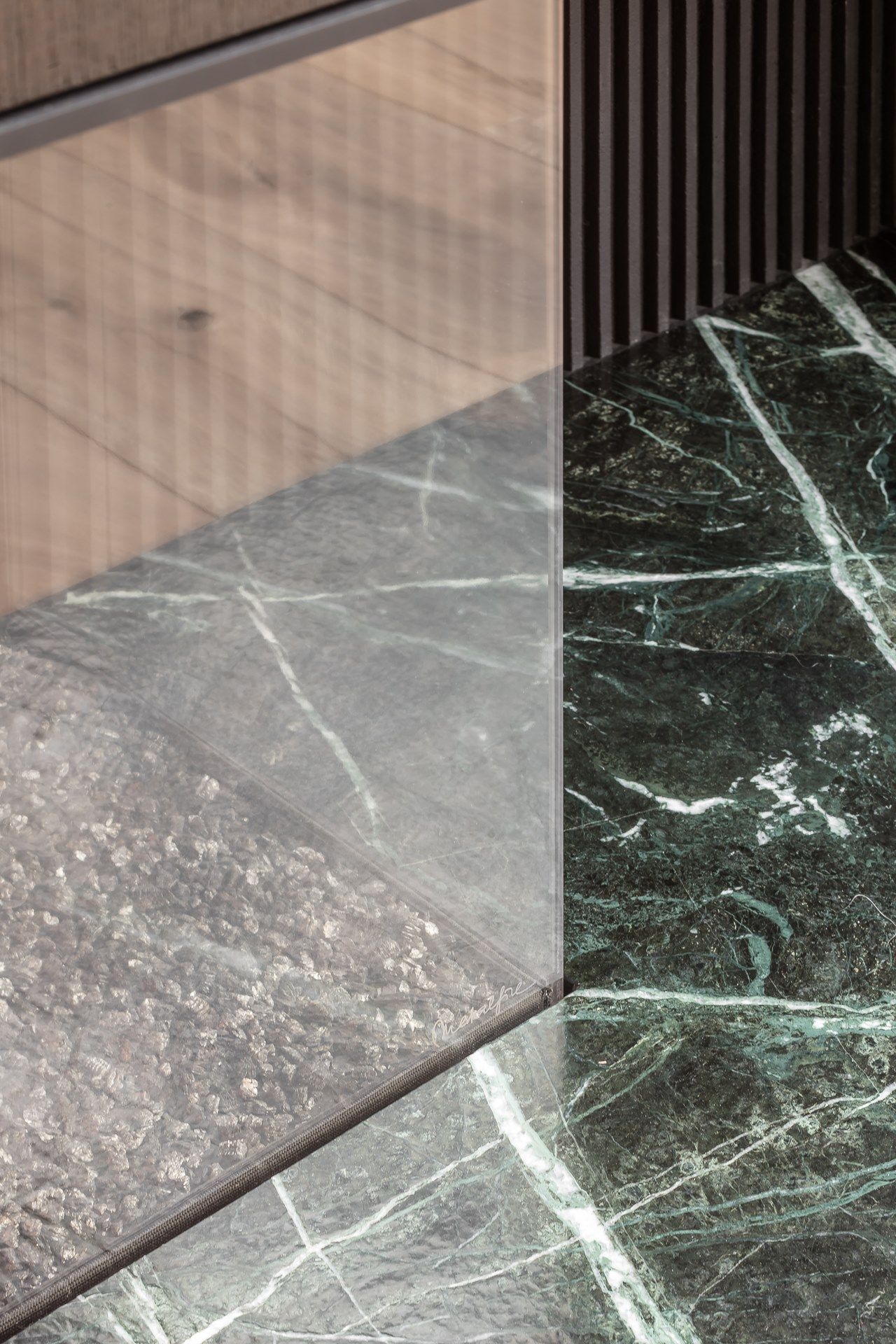 Газовый тройной фасадный камин Metalfire ARCH-00100815 - Вид №3