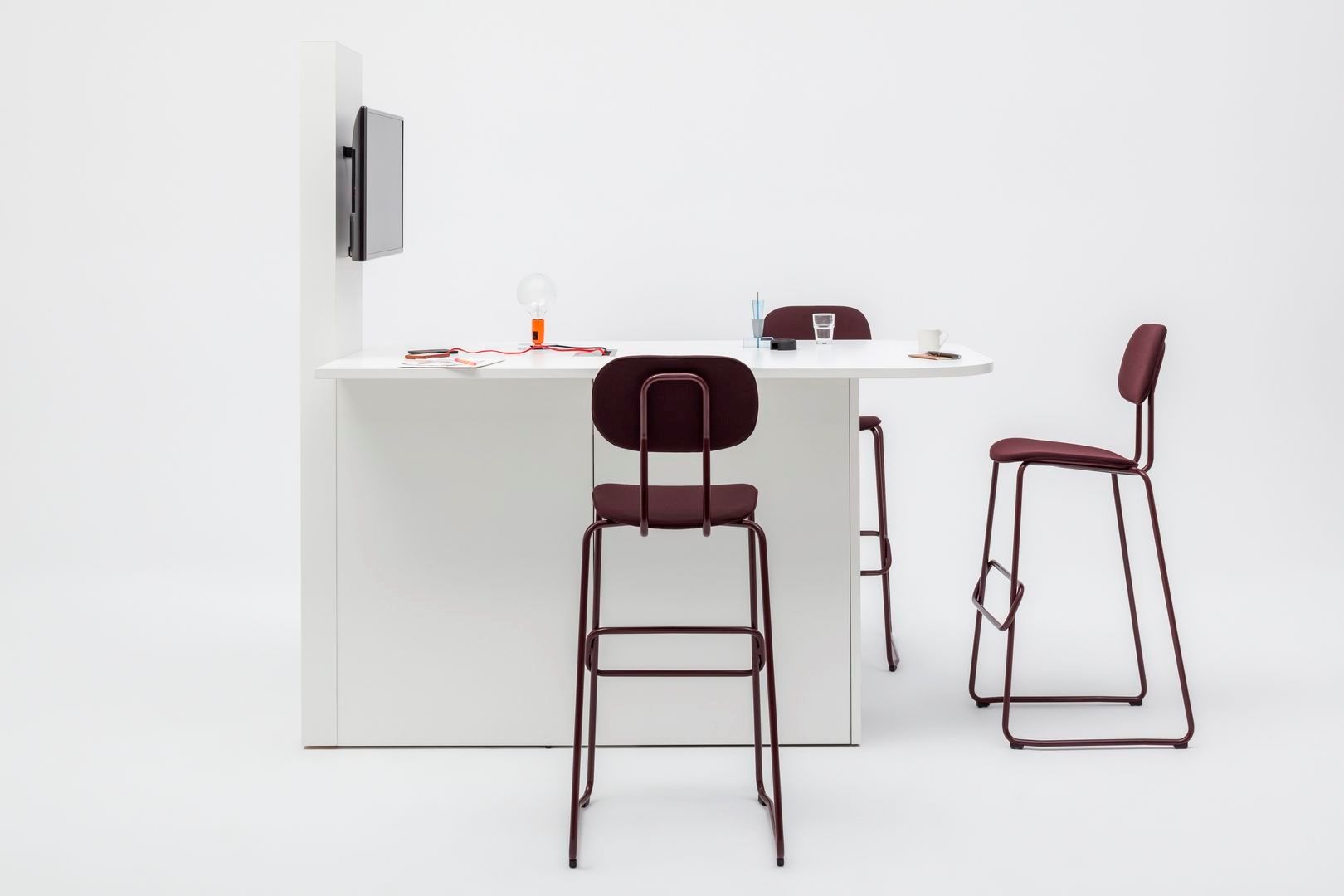 Высокий табурет из ткани с подставкой для ног MDD New School ARCH-00110353 - Вид №13