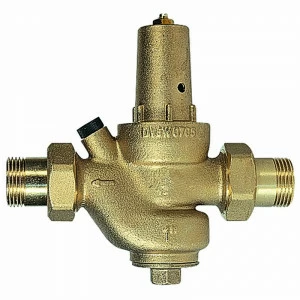 Редуктор давления DRV НН с разъемными соединениями и отверстием под манометр WATTS Ind. 1"1/4