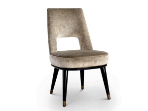 Тканевый стул