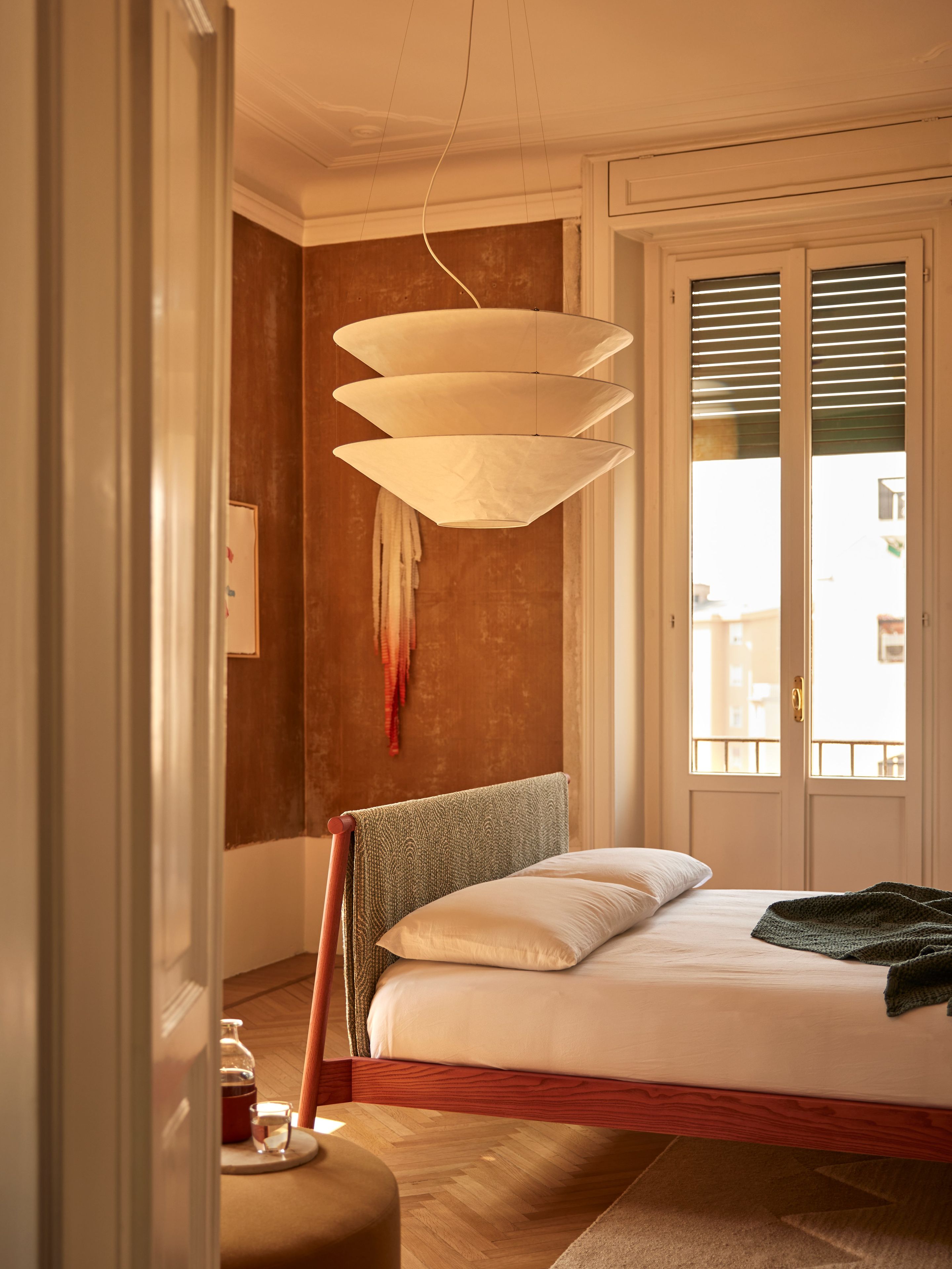 Двуспальная кровать с текстильной и деревянной рамой Bolzan Джек ARCH-00101096 - Вид №10